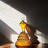 Kígyó whisky palack